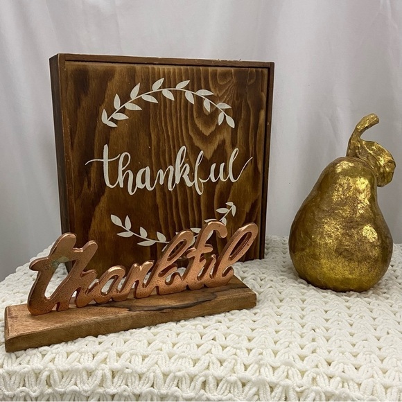 THANKFUL Sublime Keepsake Box Stand & Pear Paperweight Decor Mantel Library Den - Picture 1 of 12